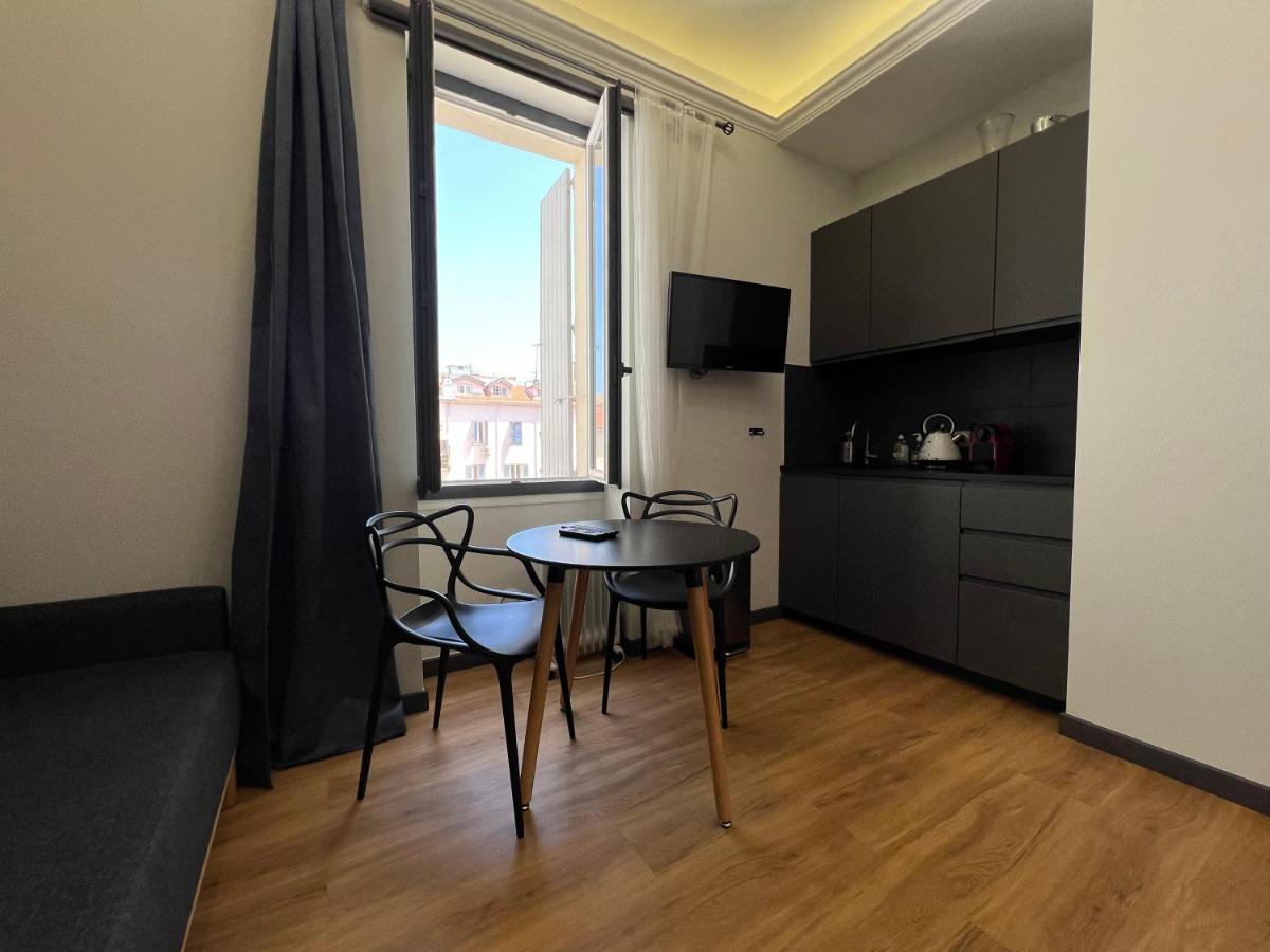Newly Renovated Luxury Suite In The Center Of كان المظهر الخارجي الصورة
